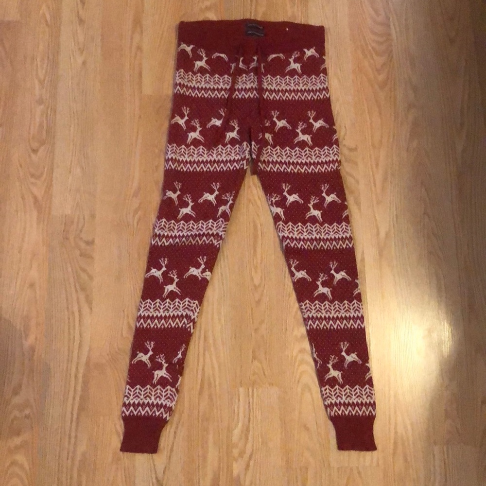 American Eagle sweater leggings